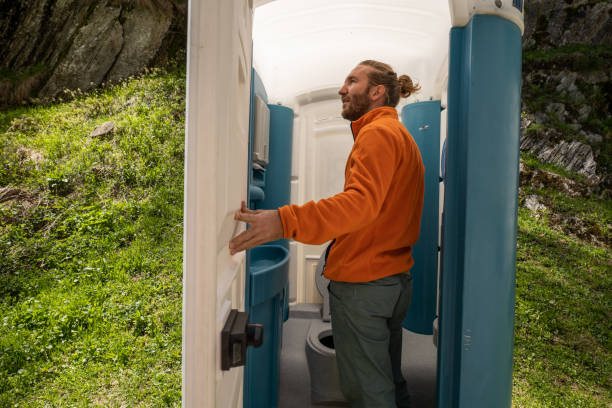 Best Portable restroom trailer rental  in Erie, IL